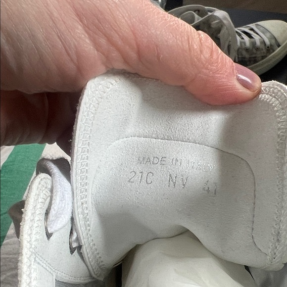 Dior High-Top Sneakers in Grey and White Oblique Canvas - Picture 7 of 14